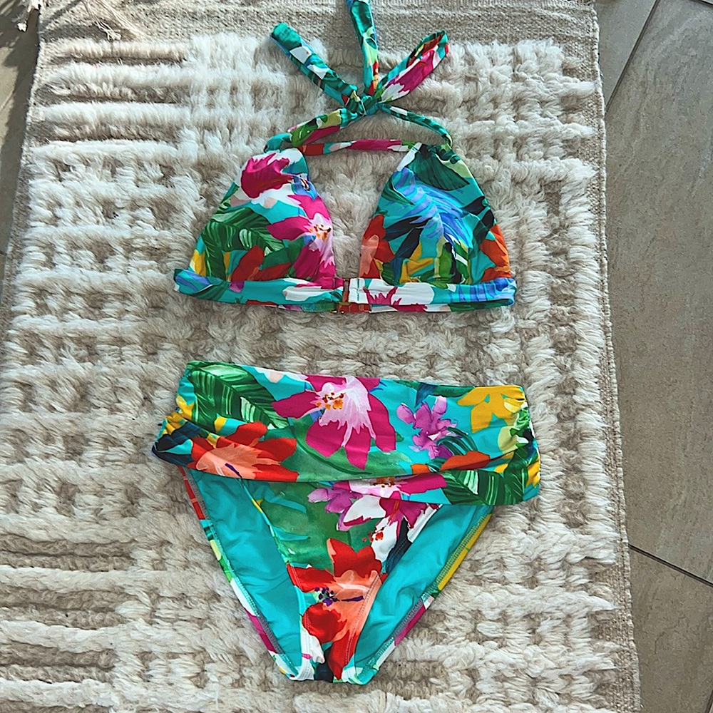 LA BLANCA 2 PIECE SWIMWEAR
